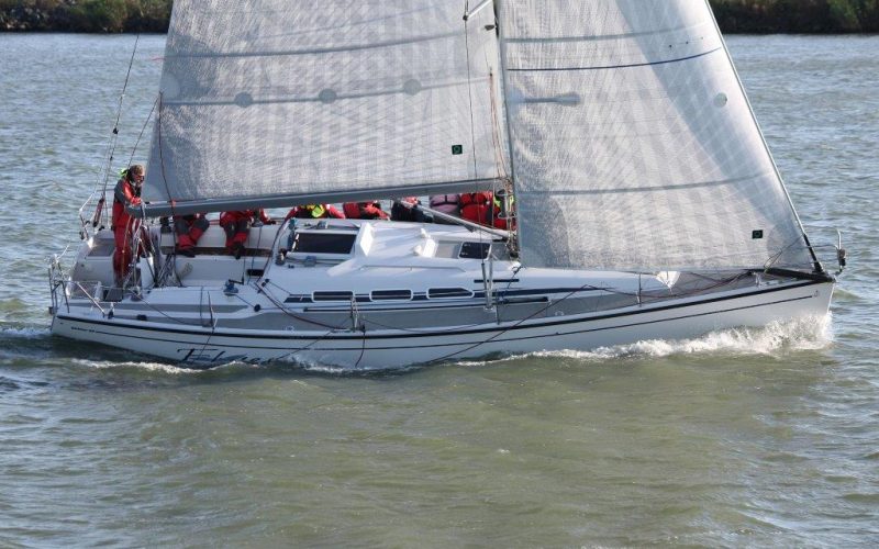 Dehler-39-Happy-Sailing-1