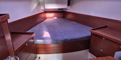 Zeiljacht Hanse 400 huren IJsselmeer Master Cabin