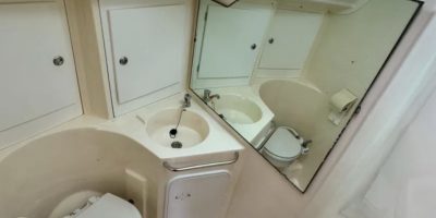 Zeilboot Bavaria 34 huren natte cel met toilet