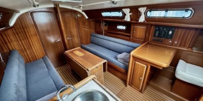 Zeilboot Bavaria 34 huren salon