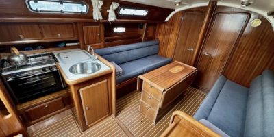 Zeilboot Bavaria 34 huren salon